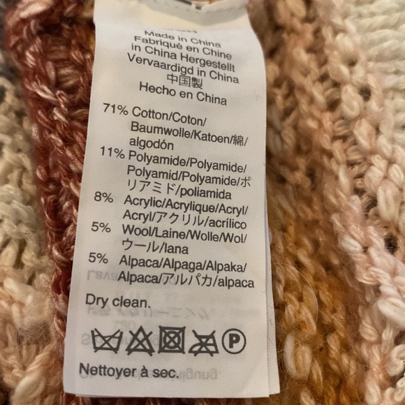 Madewell beautiful baez knit sweater. Great colors. So flattering and cute on. - Picture 9 of 9